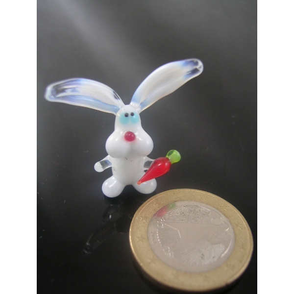 Hase mit Möhre Mini - Weiß Miniatur Glas Figur Kaninchen Karotte Setzkasten Glücksbringer Häschen